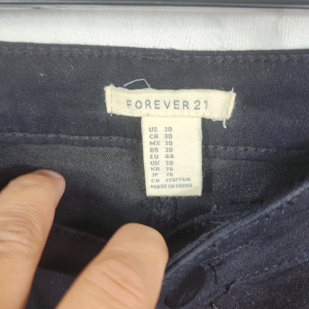 Pant - Picture 5 of 6